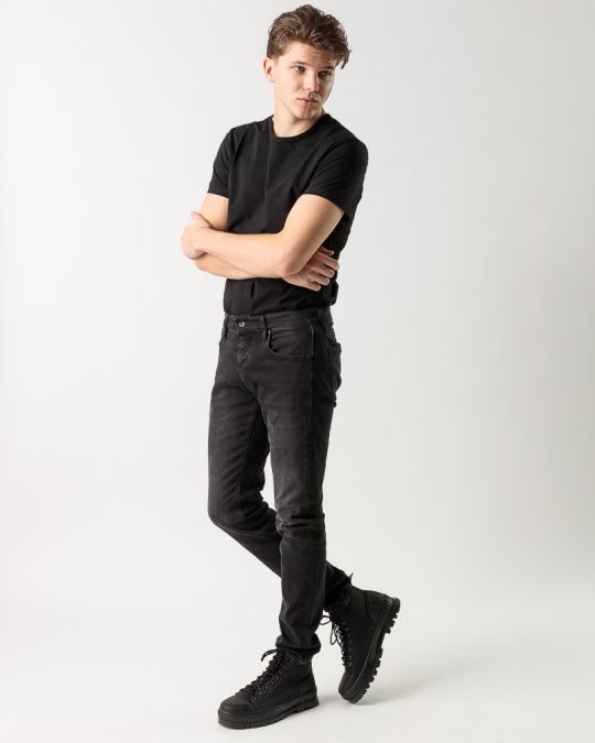 BLACK MEN'S UNDERSHIRT 1U22FW2006SS0205