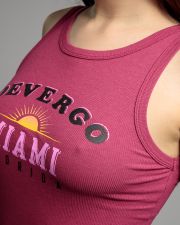 RÓZSASZÍN NŐI SZŰK RUHA