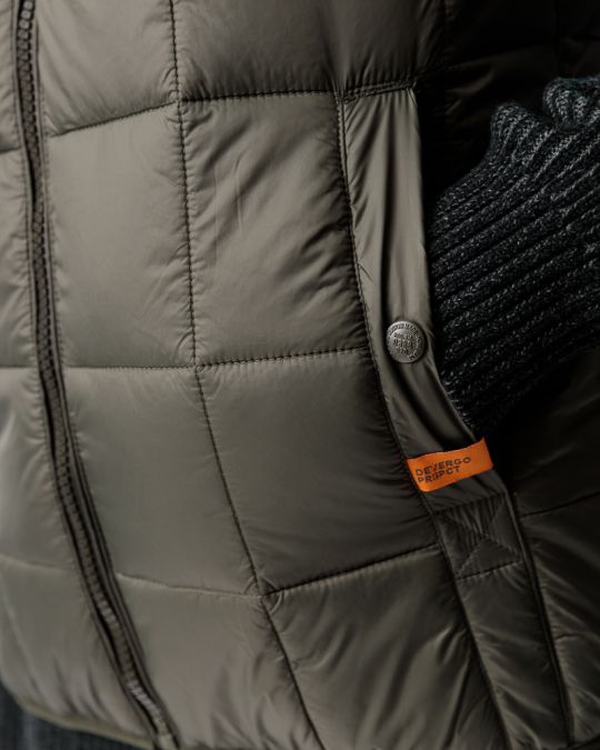 KHAKI FÉRFI RÖVID MELLÉNY 1D23FW7019SL1600