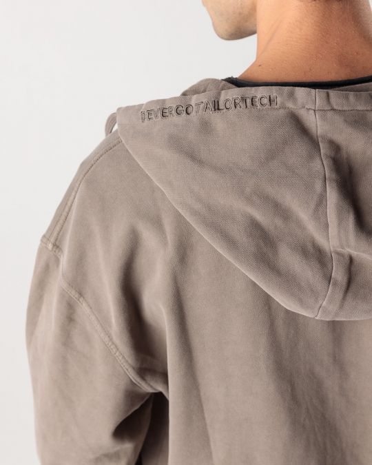 BARNA FÉRFI CIPZÁRAS FELSŐ 1D24FW4073KA0706