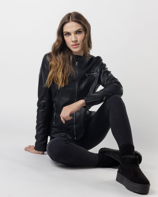 FEKETE NŐI DZSEKI 2D24FW3512KA9000