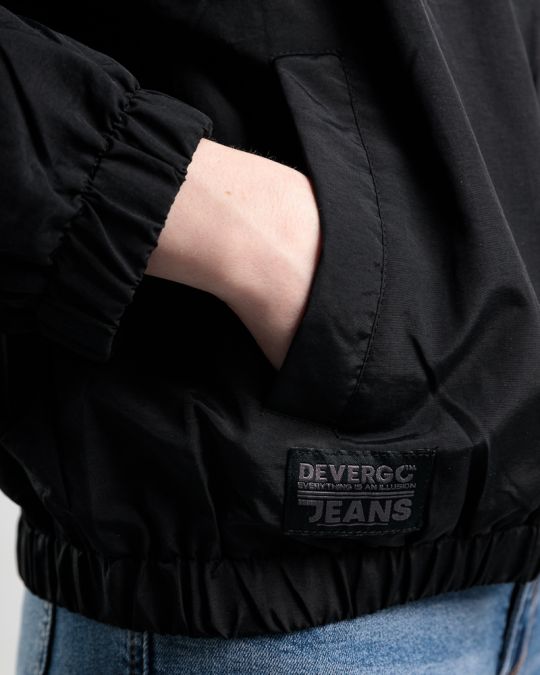 FEKETE NŐI NEJLON ÁTMENETI KABÁT 2D25SS3500KA1600