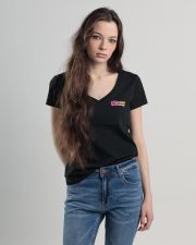 BLACK WOMEN'S T-SHIRT