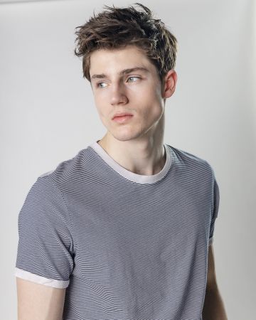 SZÜRKE FÉRFI RÖVID UJJÚ PÓLÓ 1D25SS4024SS0106