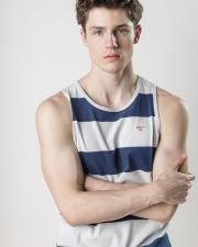 BLUE MEN'S SLEEVELESS T-SHIRT