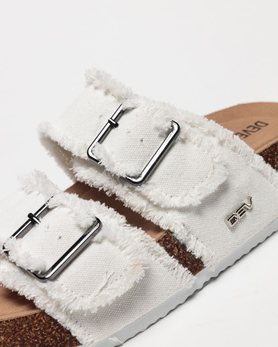 FEHÉR NŐI UTCAI PAPUCS - PAULINA DE25SS2501CA BJ