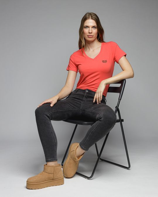 KORÁL NŐI V-NYAKÚ RÖVID UJJÚ PÓLÓ 2D25FW4514SS0205