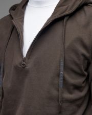 BARNA FÉRFI KAPUCNIS PULÓVER