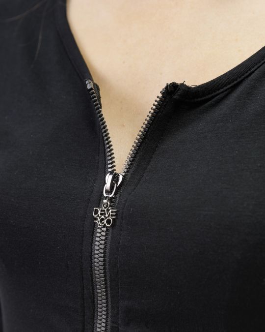 FEKETE NŐI HOSSZÚ UJJÚ CIPZÁRAS PÓLÓ 2D25FW4541LS0204