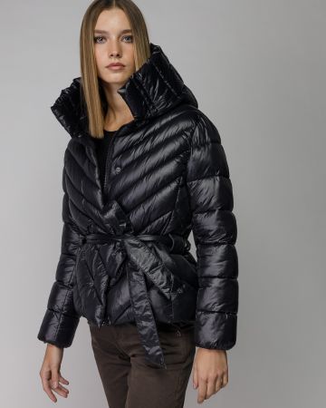 FEKETE NŐI RÖVID KABÁT 2D25FW3574KA1600