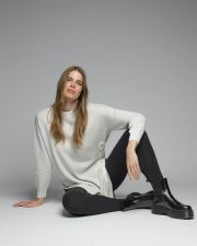 BÉZS NŐI KÖTÖTT RUHA