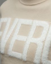 FEHÉR NŐI KÖTÖTT GARBÓ PULÓVER