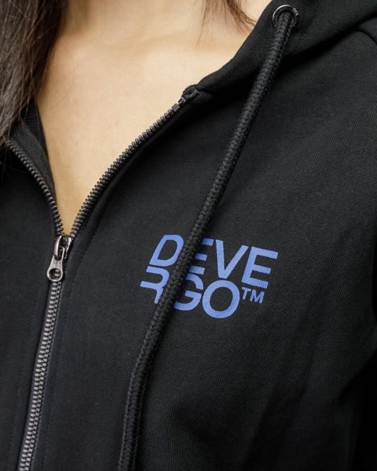 FEKETE NŐI KAPUCNIS CIPZÁRAS PULÓVER 2D25FW4588KA0705