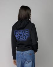 FEKETE NŐI KAPUCNIS CIPZÁRAS PULÓVER