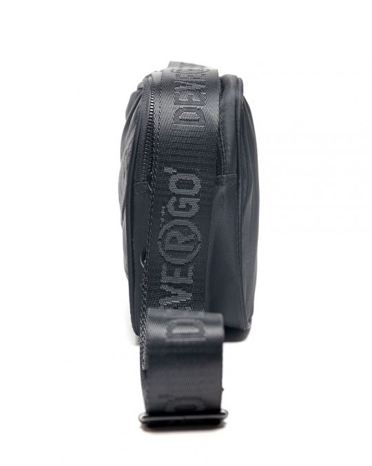 FEKETE NŐI TÁSKA 2D25FW8571BG1600