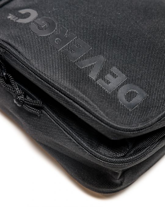 FEKETE FÉRFI TÁSKA 1D25FW8074BG1600