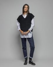 BLACK WOMEN'S KNITTED VEST