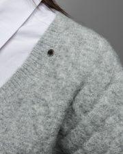 SZÜRKE NŐI KÖTÖTT MELLÉNY