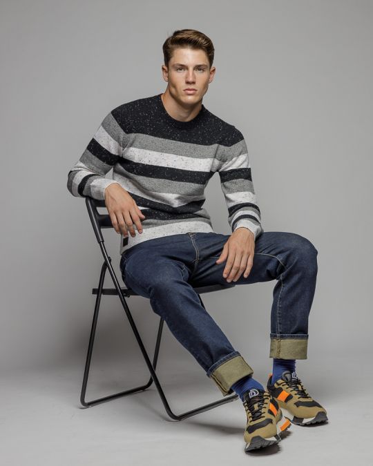 FEKETE FÉRFI CSÍKOS KÖTÖTT PULÓVER 1D25FW6034LS1101