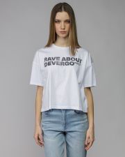 WHITE WOMEN'S SHORT SLEEVE T-SHIRT