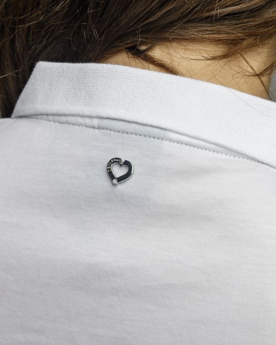 FEHÉR NŐI RÖVID UJJÚ PÓLÓ 2D26SS4528SS0105