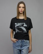 BLACK WOMEN'S SHORT SLEEVE T-SHIRT