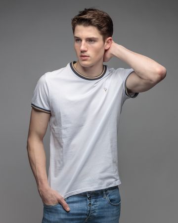 FEHÉR FÉRFI RÖVID UJJÚ PÓLÓ 1D26SS4036SS0105