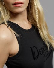 BLACK WOMEN'S SLEEVLESS TOP