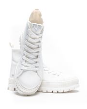 FEHÉR NŐI BAKANCS - NICOSIA