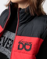 PIROS NŐI RÖVID KABÁT