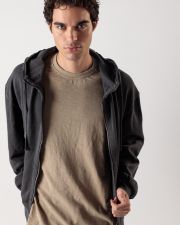 BLACK MEN'S ZIP-UP SWEATSHIRT