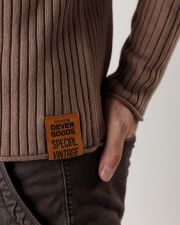 BARNA FÉRFI KÖTÖTT PULÓVER