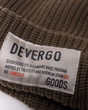 BARNA FÉRFI KÖTÖTT SAPKA