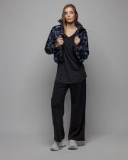 FEKETE NŐI V-NYAKÚ RÖVID UJJÚ PÓLÓ