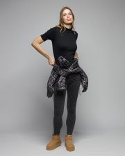 FEKETE NŐI RÖVID UJJÚ GARBÓ PÓLÓ