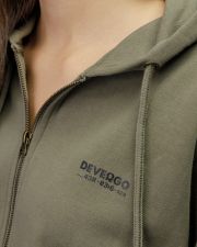 KHAKI WOMEN'S HOODED ZIP SWEATER