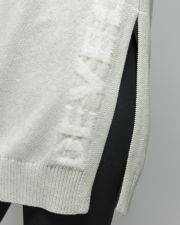 BÉZS NŐI KÖTÖTT RUHA