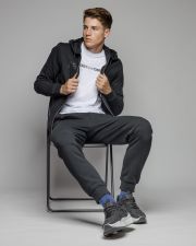 FEKETE FÉRFI CIPZÁRAS PULÓVER