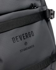 SZÜRKE FÉRFI TÁSKA