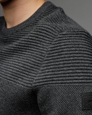 BLACK MEN'S KNITTED SWEATER