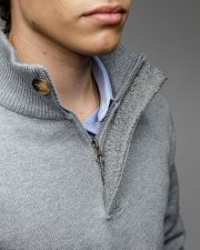 SZÜRKE FÉRFI KÖTÖTT PULÓVER