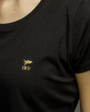 BLACK WOMEN'S SHORT SLEEVE T-SHIRT