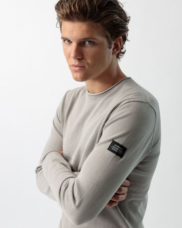 SZÜRKE FÉRFI KÖTÖTT PULÓVER 1D23FW6008LS1124