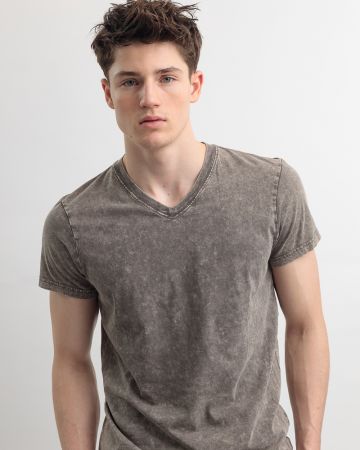 SZÜRKE FÉRFI RÖVID UJJÚ PÓLÓ 1D25SS4044SS0124